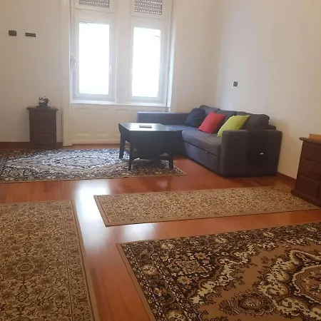 Lejlighed Flat In Oktogone For Rent *
