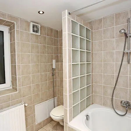 Flat In Oktogone For Rent Budapest