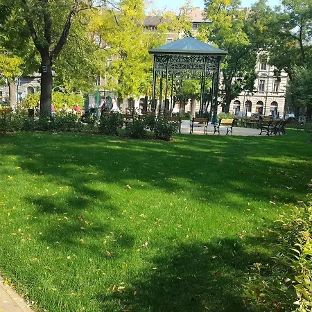 Flat In Oktogone For Rent Lejlighed Budapest