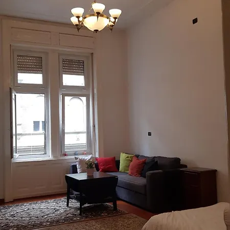 Lejlighed Flat In Oktogone For Rent