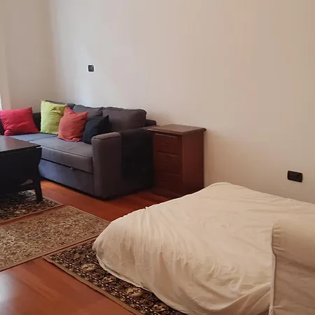 Flat In Oktogone For Rent